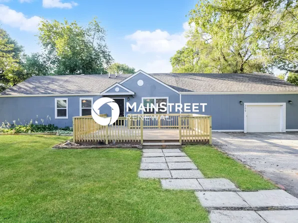 209 W 97th St, Kansas City, MO 64114