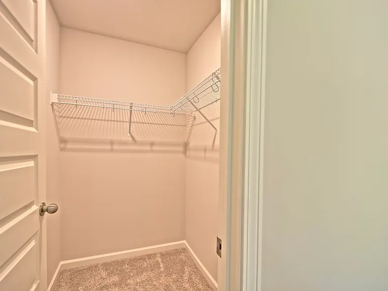 727 McDonald Dr — Photo 10