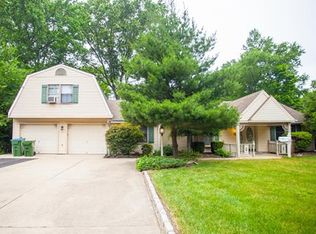 29 Maida Rd, Edison, NJ 08820