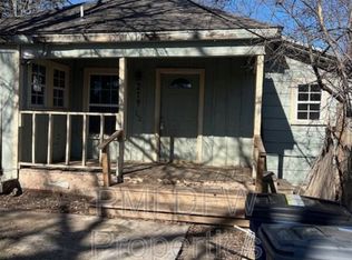 219 1/2 S Montreal Ave, Dallas, TX 75208