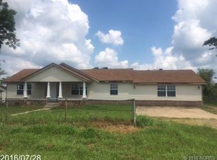 476104 E 1050th Rd, Muldrow, OK 74948