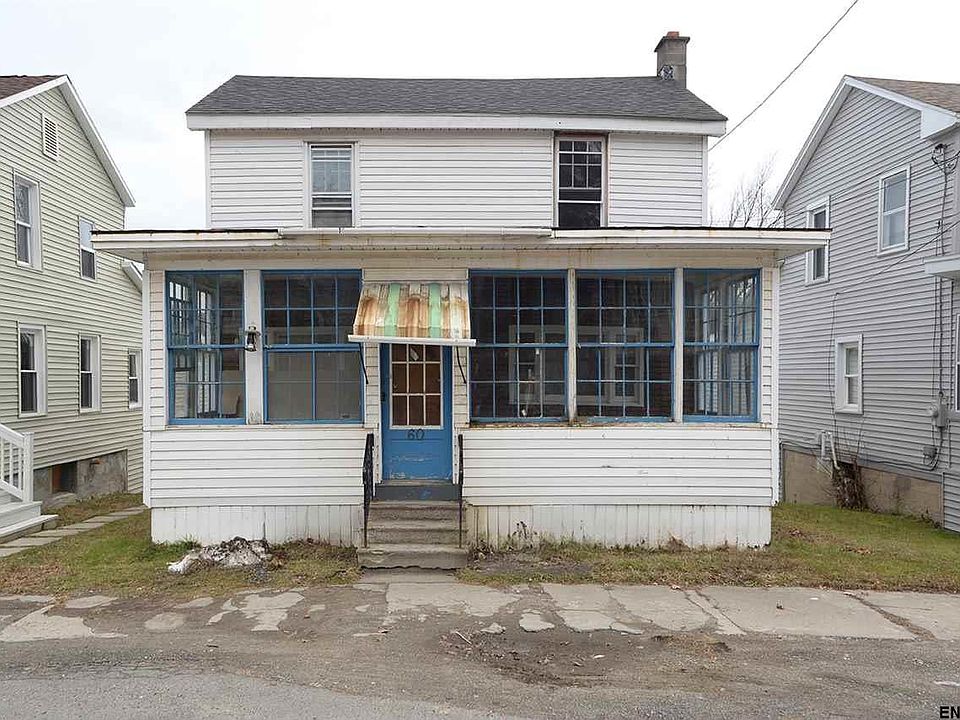 1st image of 60 Gates Ave