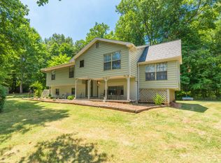3224 High View Dr, Louisville, TN 37777