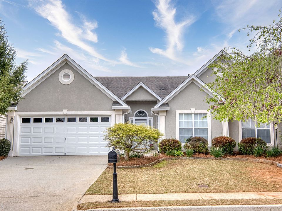 1st image of 935 Glen Oaks Ln