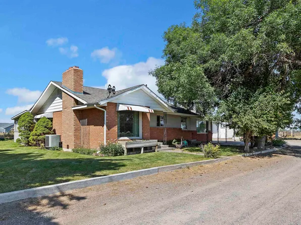 374 S 750th Rd W, Heyburn, ID 83336