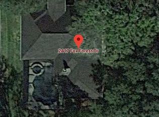 2417 Fox Forest Dr, Lutz, FL 33549