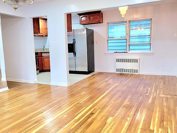 2nd image of 14911 133rd Ave