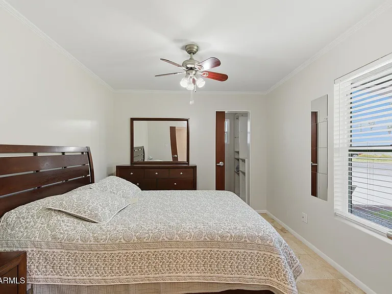 4613 E Vernon Ave — Photo 17