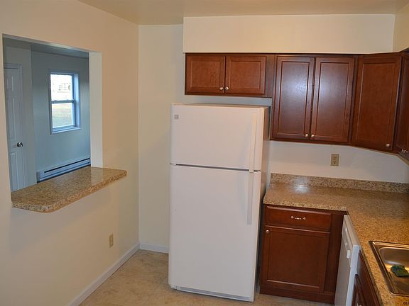 5th image of 2023 Saint Paul Dr #2025