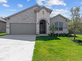 813 Chaplin Dr, Justin, TX 76247
