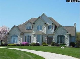 2265 Thoroughbred Dr, Wadsworth, OH 44281