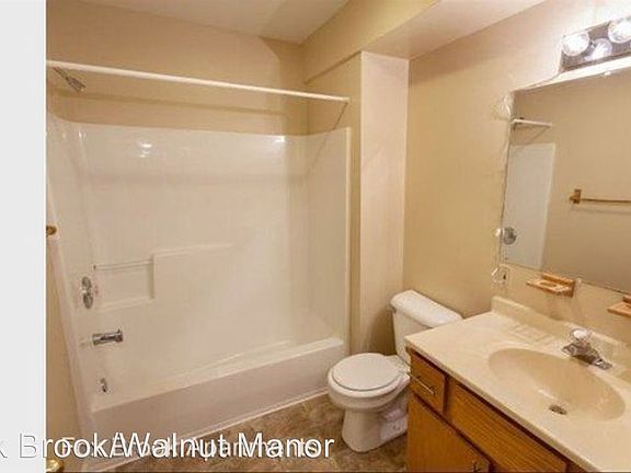 5th image of 4000 N Walnut St #A20