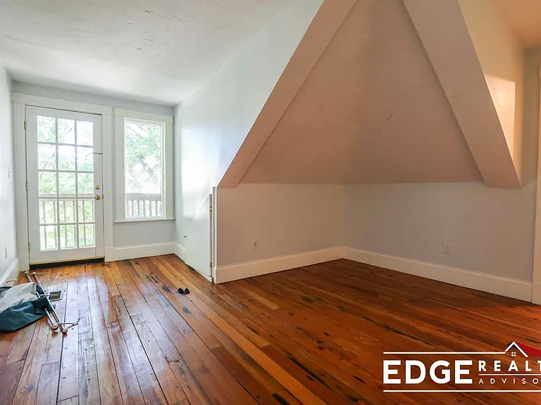 68 Forest St #B — Photo 10