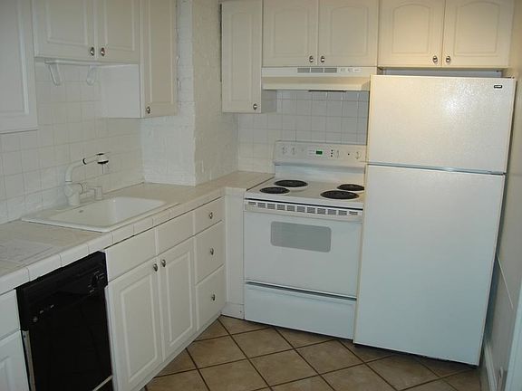 4th image of 821 Sir Francis Drake Blvd Unit 2