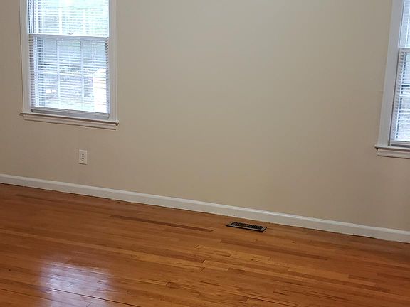4th image of 6308 Bonnybrook Ln