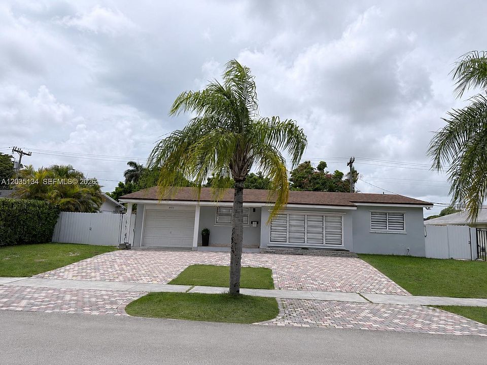 1st image of 9515 Dominican Dr