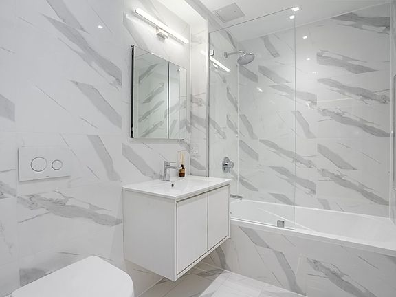 4th image of 238 E 3rd St #1A