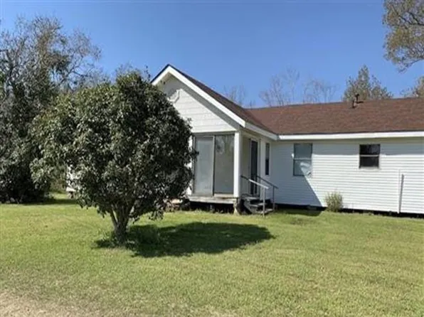 718 Skinner Ln, Oak Grove, LA 71263