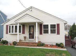 208 Lowell St, New Bedford, MA 02745