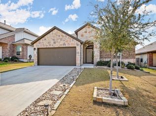 176 Limerick Rd, Buda, TX 78610