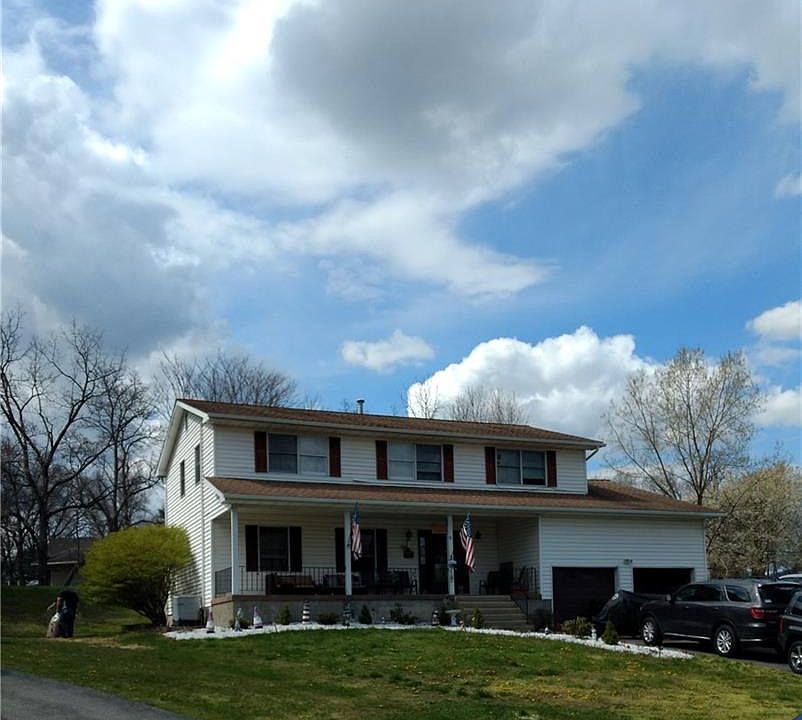 1st image of 70 Guernsey Dr