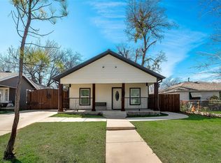 3132 Livingston Ave, Fort Worth, TX 76110