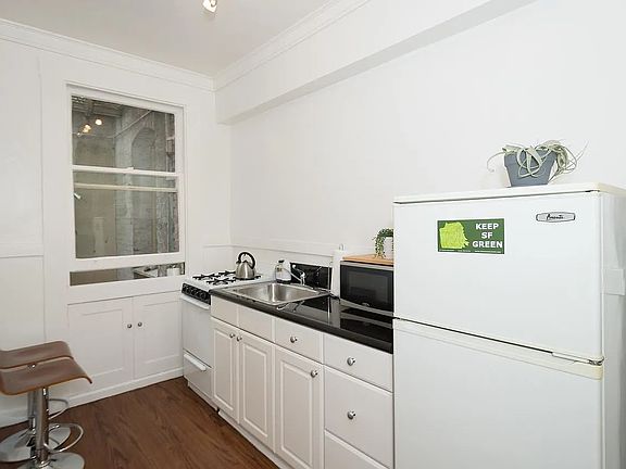 5th image of 721 Bush St APT 103