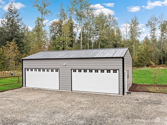 3rd image of 11820 194th Street Ct E