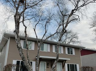 1516 87th Pl, Kenosha, WI 53143