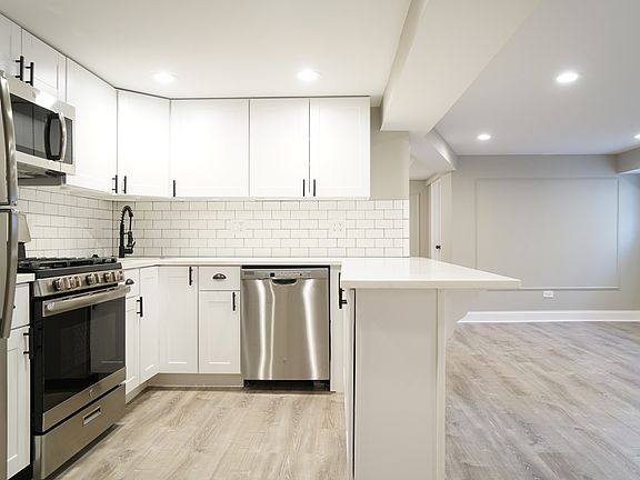 5th image of 2544 N Avers Ave #Gf