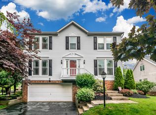 173 Vista Dr, Canonsburg, PA 15317