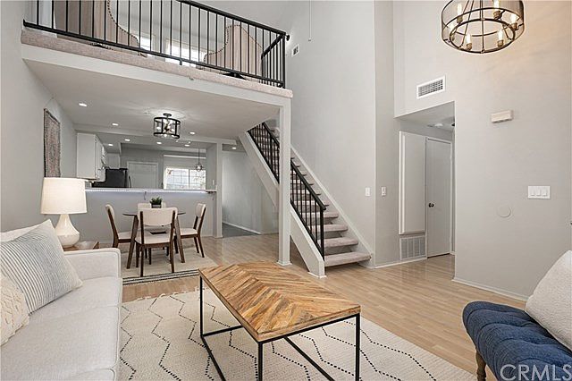 1st image of 160 W Lemon Ave #B