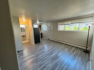 228 40th Ave NE #4, Minneapolis, MN 55421