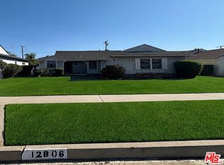 12806 Tiara St, Valley Village, CA 91607