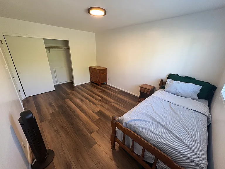 5743 Coke Ave — Photo 24