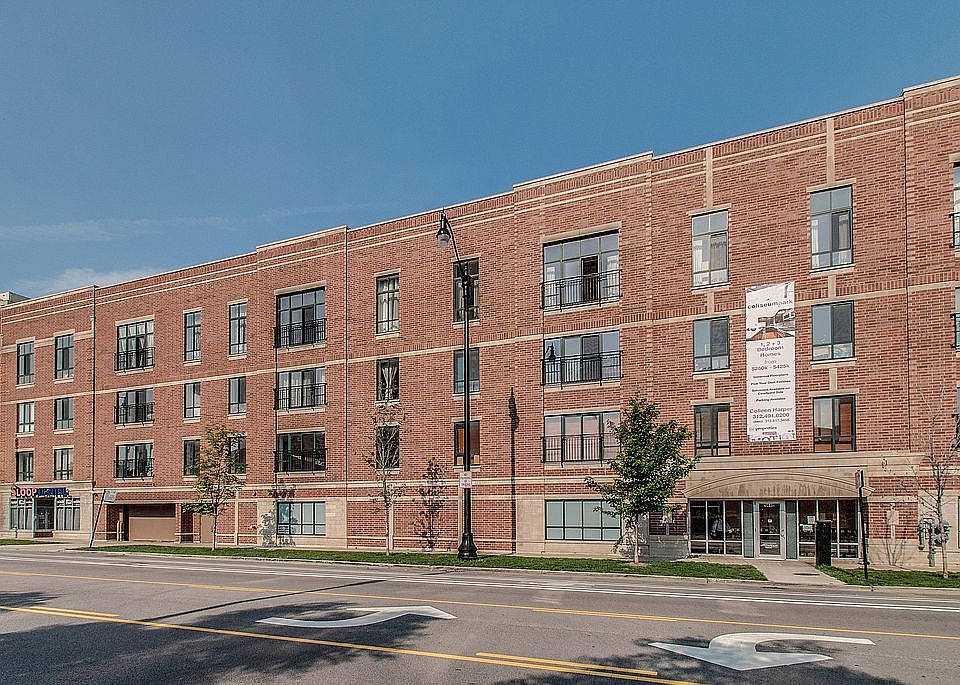 1st image of 1440 S Wabash Ave APT 212