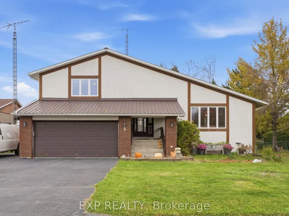 5 Island Park Dr, South Dundas, ON K0E 1K0