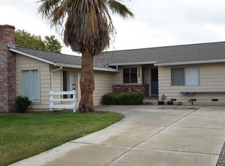 528 Edgewood Ln, Willows, CA 95988