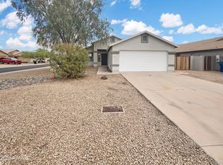 565 N Gable Cv, Buckeye, AZ 85326