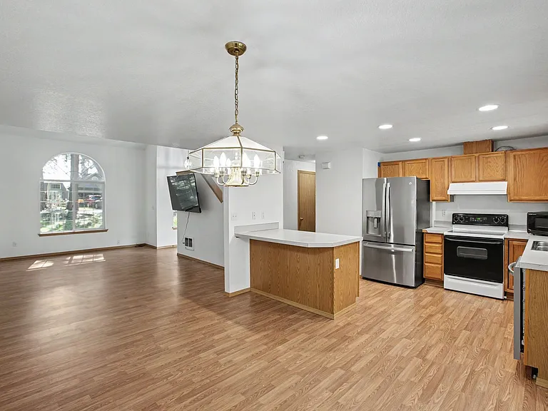 22530 Bluewater Dr SE — Photo 7