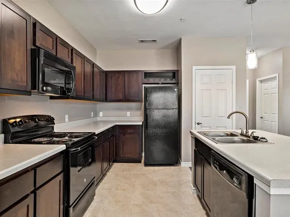 Creed Canyon Apartments