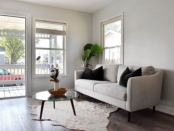 5th image of 1516 Thomas Ave