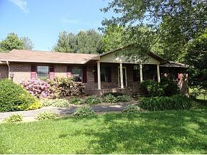 2nd image of 140 Park Dr