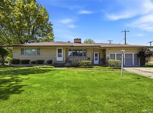 26 Brian Ln W, Buffalo, NY 14224