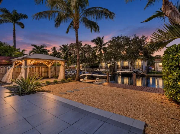 525 SW 12th St, Fort Lauderdale, FL 33315
