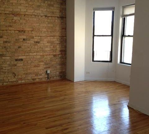2nd image of 2450 N Southport Ave