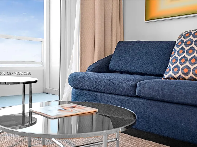 4401 Collins Ave #1609 — Photo 6