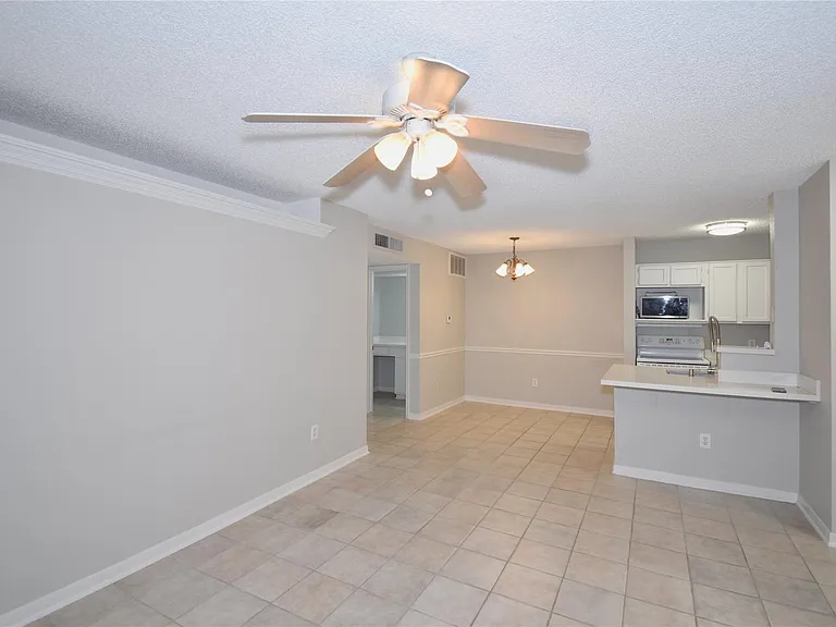 2121 Hepburn St #722 — Photo 20
