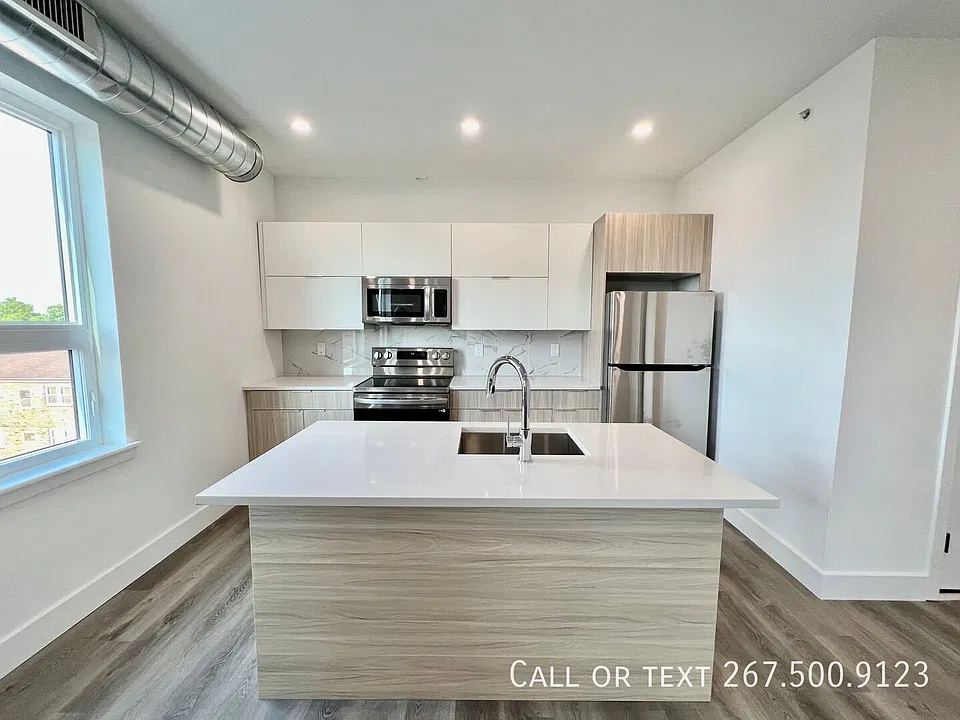 1843 Hartranft St #10