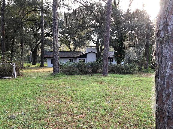 2nd image of 18632 Sweetbay Ln